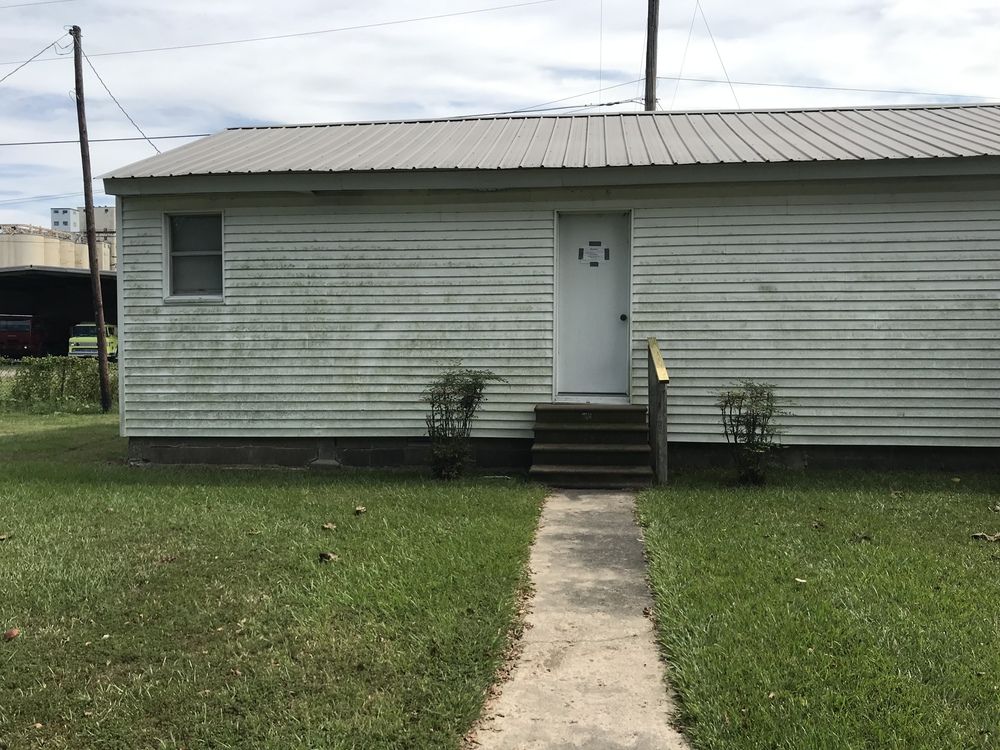 McGehee, AR Church Building and Land: 1602 S 1st St, McGehee, AR 71654